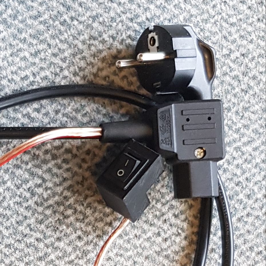 Ender-3 Power-Off-Switch mit Stromkabel